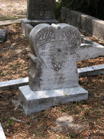 Grace Sutton, Wife of Prentice Yelvington. Apr. 17, 1898 - Apr. 24, 1925.