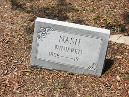 Winifred Nash. 1898 - 19__