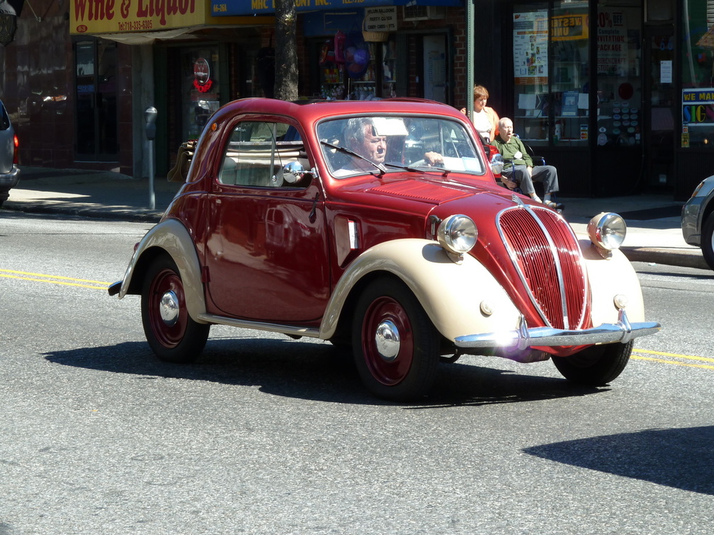 Fiat, Grand Avenue, Maspeth