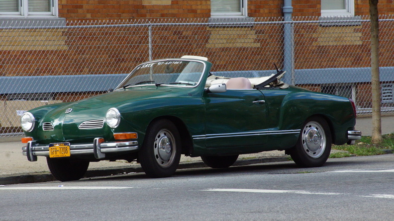 Volkswagen Karmann Ghia