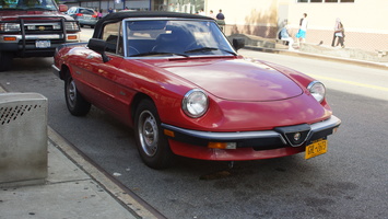 Alfa Romeo Duetto - The "Graduate" Car