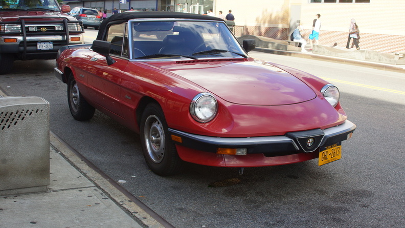 Alfa Romeo Duetto - The &quot;Graduate&quot; Car