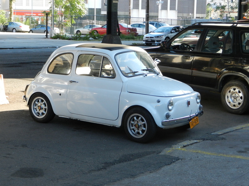 Fiat 500 in L.I.C.