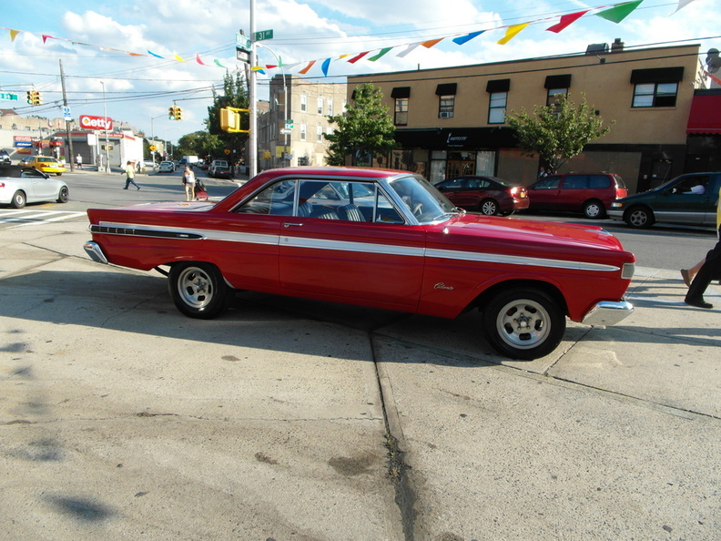 Mercury Comet Caliente