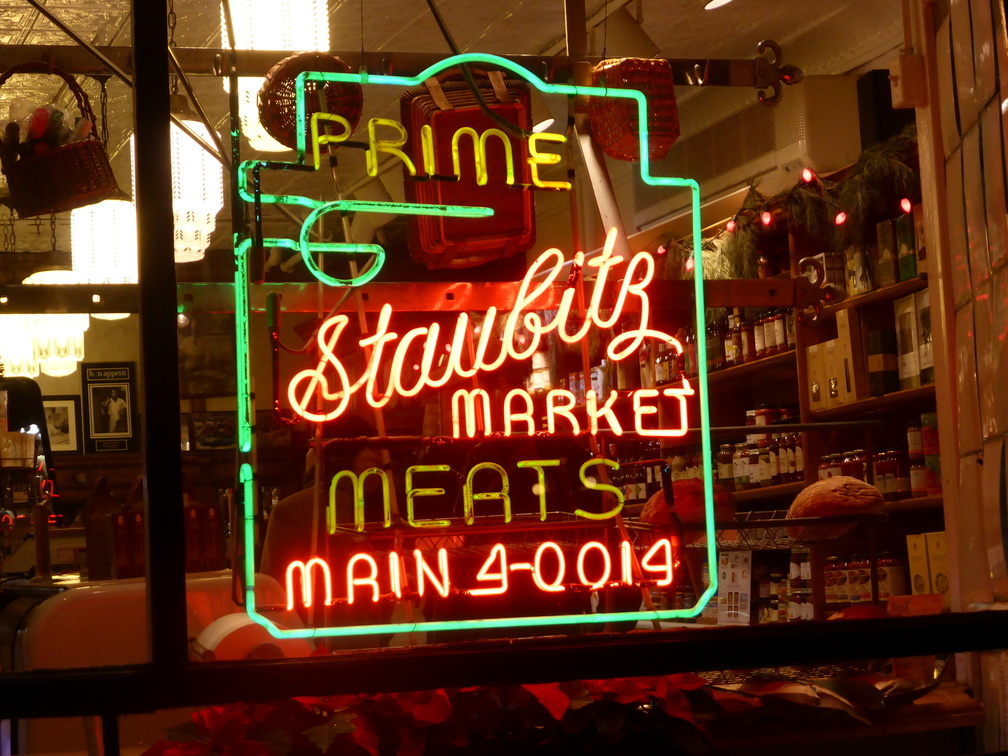 MAin 4-0014. Staubitz Meat Market. 222 Court Street, Brooklyn.