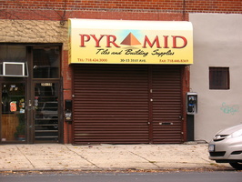 Astoria/Long Island City Sights and Scenes. November 1, 2009