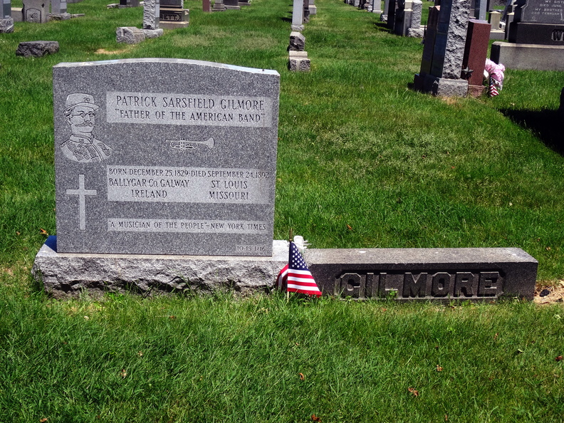 05-Calvary_Cemetery_Post_Covid_DSC03235.JPG