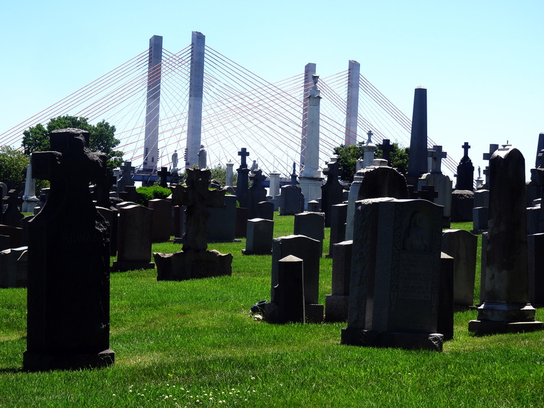 09-Calvary_Cemetery_Post_Covid_DSC03240.JPG