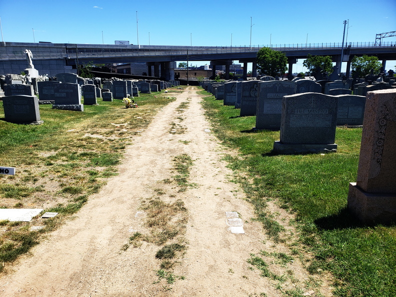 37-Calvary_Cemetery_Post_Covid_20200531_133451.jpg