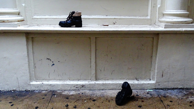 Two Boots on Maiden Lane DSC08929.jpg