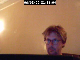 2000211604.jpg