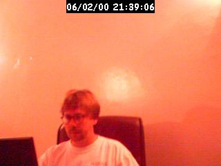2000213906.jpg