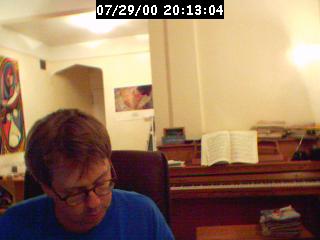 2000201305.jpg