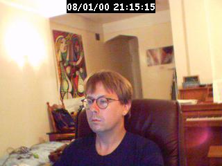 2000211515.jpg