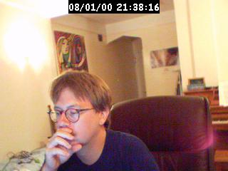 2000213816.jpg