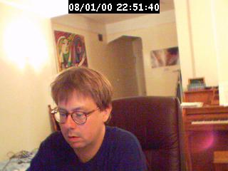 2000225140.jpg