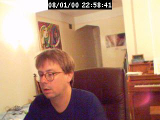 2000225841.jpg
