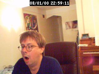 2000225911.jpg