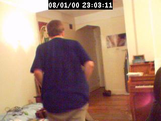 2000230311.jpg