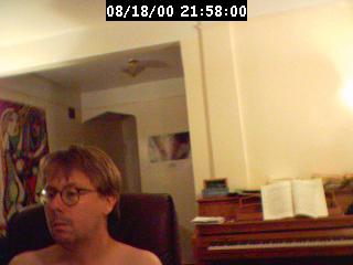 2000215801.jpg