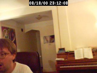 2000231208.jpg