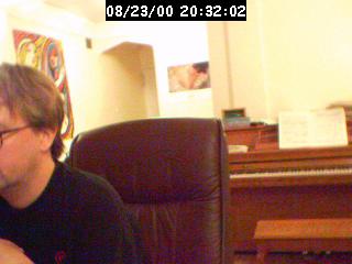 2000203203.jpg