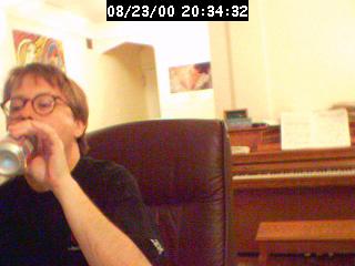 2000203433.jpg