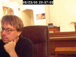 2000203704.jpg