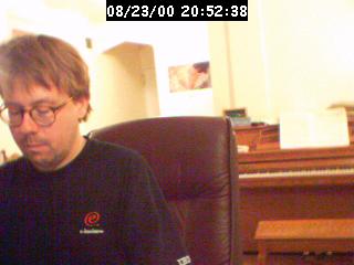 2000205238.jpg