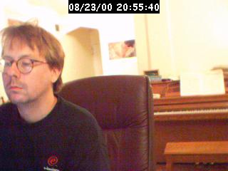 2000205541.jpg