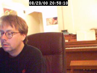 2000205812.jpg