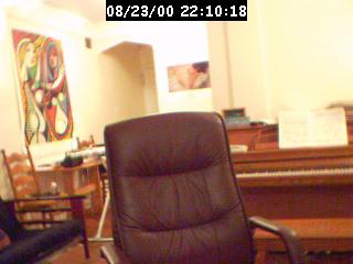 2000221018.jpg
