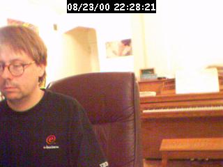 2000222821.jpg