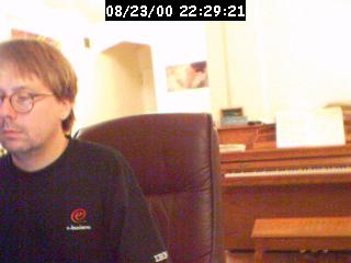 2000222921.jpg