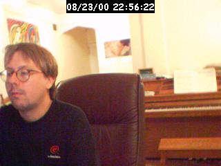 2000225623.jpg
