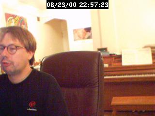 2000225723.jpg