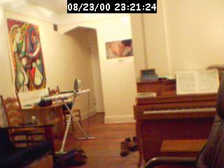 2000232124.jpg